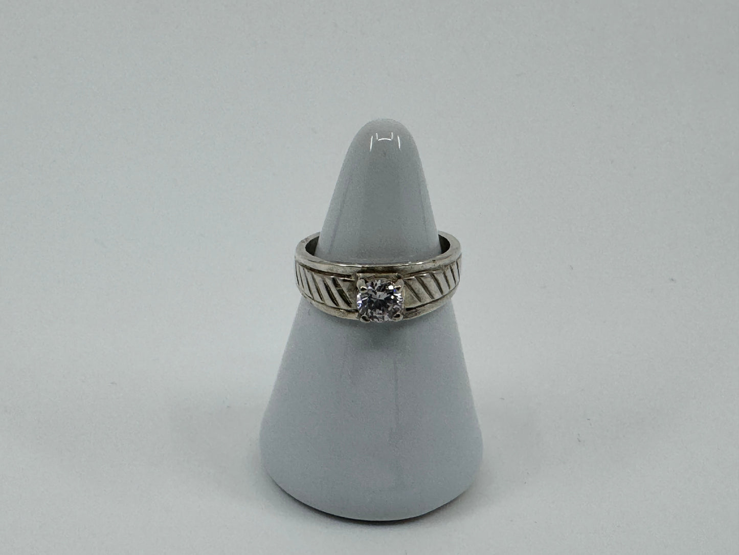 Ring #037