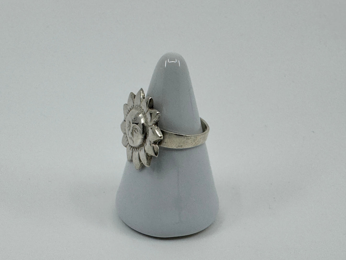Ring #040