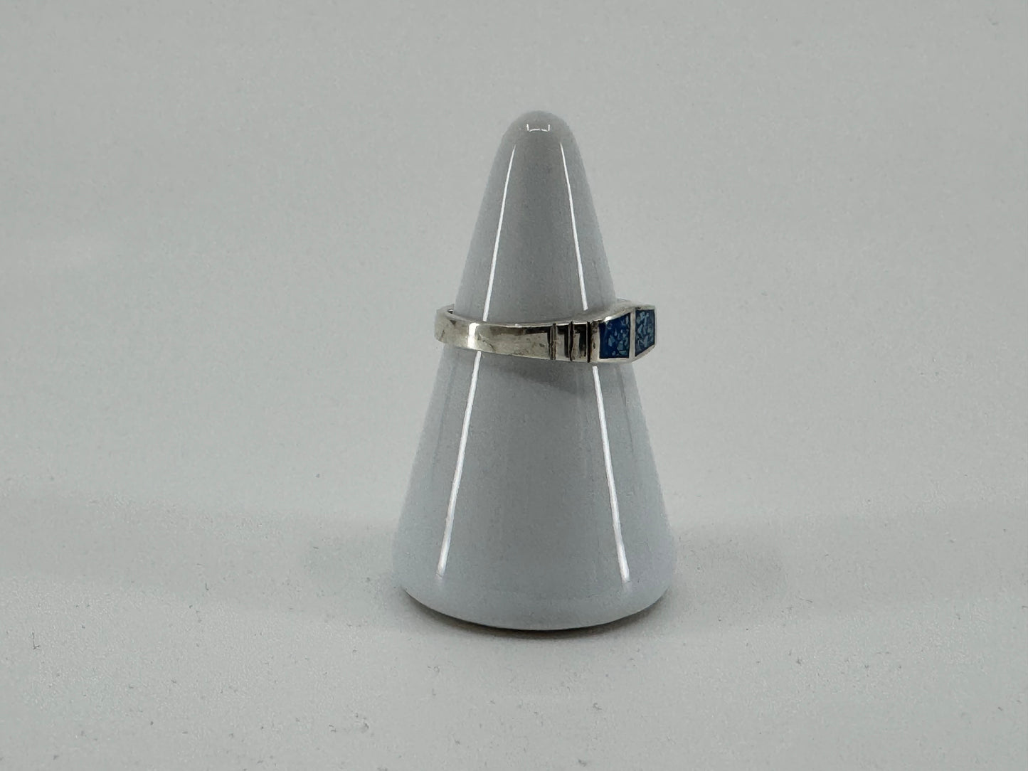 Ring #018