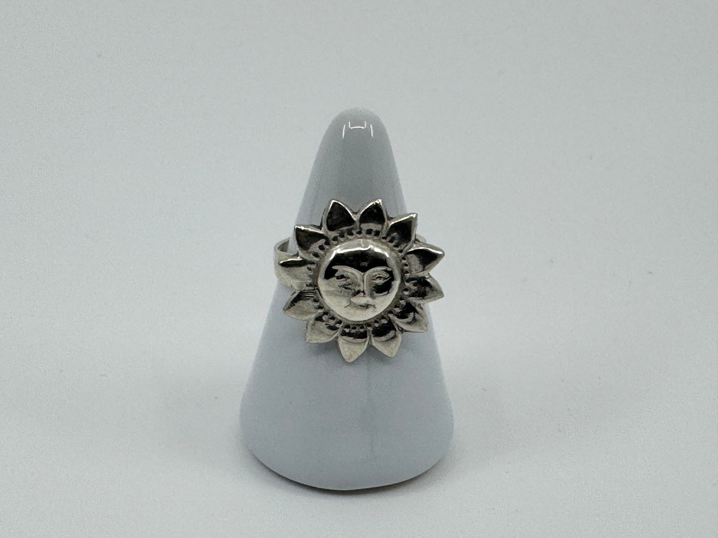 Ring #040